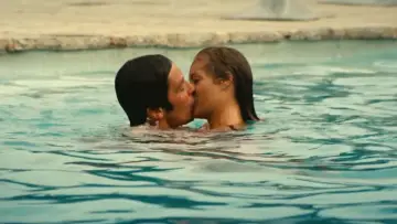 Backdrop to the movie "The Swimming Pool" #904061