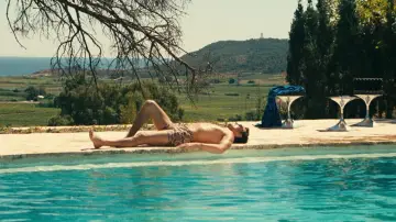 Backdrop to the movie "The Swimming Pool" #904091
