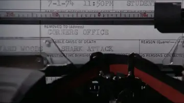 Backdrop to the movie "Jaws" #521037