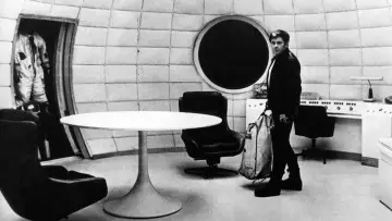 Backdrop to the movie "Solaris" #932647