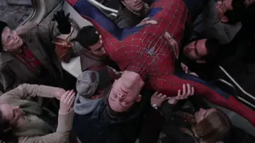 Backdrop to the movie "Spider-Man 2" #633117