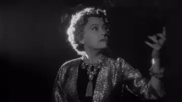 Backdrop to the movie "Sunset Boulevard" #669955
