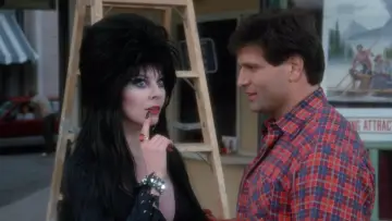 Backdrop to the movie "Elvira, Mistress of the Dark" #808395