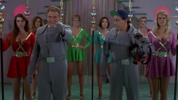 Backdrop to the movie "Amazon Women on the Moon" #437586