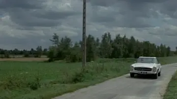Backdrop to the movie "Two for the Road" #1099150