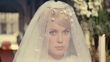 Backdrop to the movie "The Umbrellas of Cherbourg" #893929