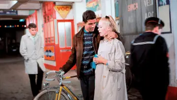 Backdrop to the movie "The Umbrellas of Cherbourg" #987867