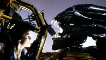 Backdrop to the movie "Aliens" #571313