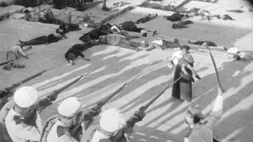 Backdrop to the movie "Battleship Potemkin" #534164