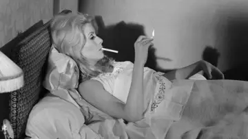 Backdrop to the movie "Belle de Jour" #729853