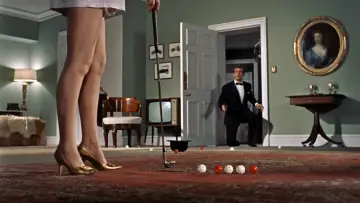 Backdrop to the movie "Dr. No" #624433
