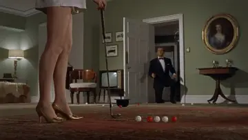 Backdrop to the movie "Dr. No" #624459