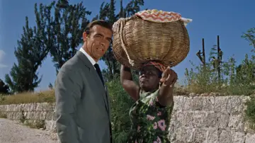 Backdrop to the movie "Dr. No" #624505