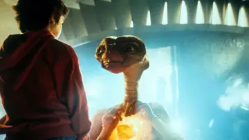 Backdrop to the movie "E.T. the Extra-Terrestrial" #578235