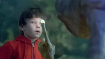 Backdrop to the movie "E.T. the Extra-Terrestrial" #578243
