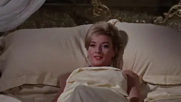 Backdrop to the movie "From Russia with Love" #624391
