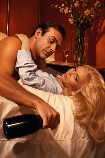 Poster to the movie "Goldfinger" #1179564