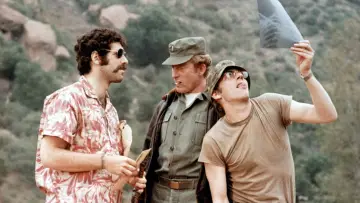 Backdrop to the movie "M*A*S*H" #858671