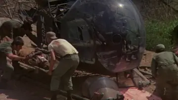 Backdrop to the movie "M*A*S*H" #858676