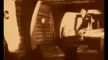 Backdrop to the movie "Nosferatu" #676405