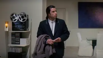 Backdrop to the movie "Pulp Fiction" #531522