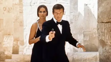 Backdrop to the movie "The Spy Who Loved Me" #262417