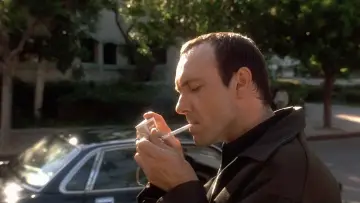 Backdrop to the movie "The Usual Suspects" #176165