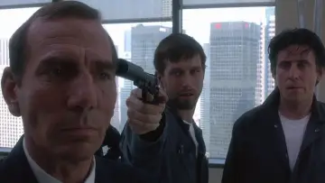 Backdrop to the movie "The Usual Suspects" #176176