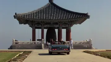 Backdrop to the movie "The Usual Suspects" #927932