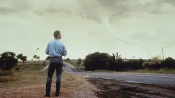 Backdrop to the movie "Twister" #503624