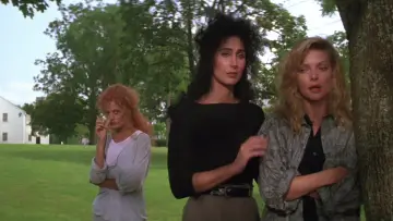 Backdrop to the movie "The Witches of Eastwick" #924287