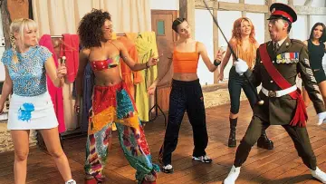 Backdrop to the movie "Spice World" #880787