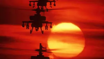 Backdrop to the movie "Fire Birds" #460433