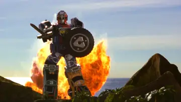 Backdrop to the movie "Turbo: A Power Rangers Movie" #1007605
