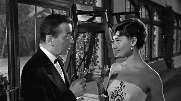 Backdrop to the movie "Sabrina" #689653