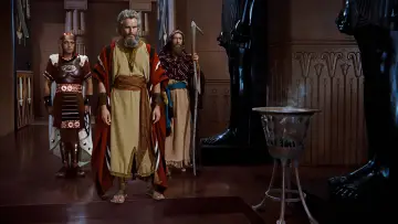 Backdrop to the movie "The Ten Commandments" #676177