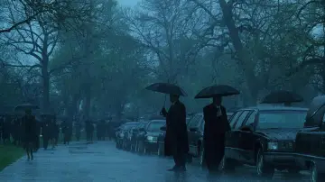 Backdrop to the movie "The Weather Man" #1025915