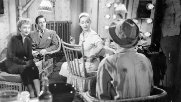 Backdrop to the movie "All About Eve" #983546
