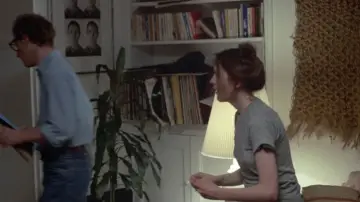 Backdrop to the movie "Annie Hall" #754559