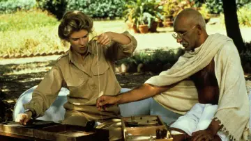 Backdrop to the movie "Gandhi" #208324