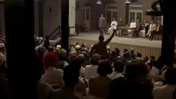 Backdrop to the movie "Gandhi" #986219