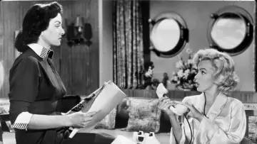 Backdrop to the movie "Gentlemen Prefer Blondes" #225034