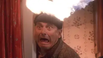Backdrop to the movie "Home Alone" #849076