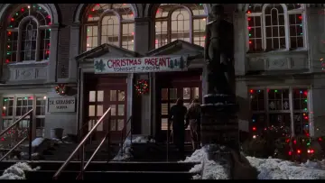Backdrop to the movie "Home Alone 2: Lost in New York" #567195