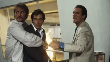 Backdrop to the movie "Licence to Kill" #651359