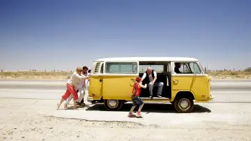 Backdrop to the movie "Little Miss Sunshine" #657363