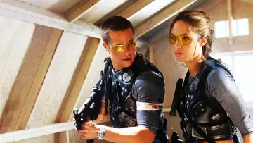 Backdrop to the movie "Mr. & Mrs. Smith" #315335