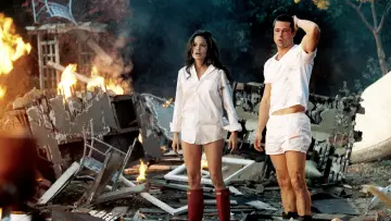 Backdrop to the movie "Mr. & Mrs. Smith" #588395