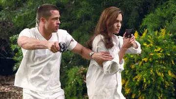 Backdrop to the movie "Mr. & Mrs. Smith" #769050