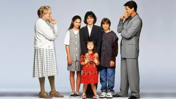 Backdrop to the movie "Mrs. Doubtfire" #233642